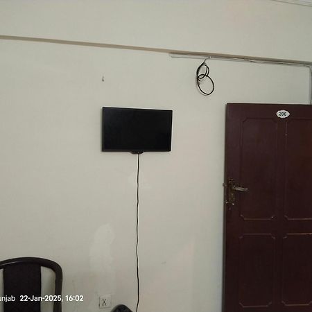 Shahzad Hotel Rawalpindi Exterior photo
